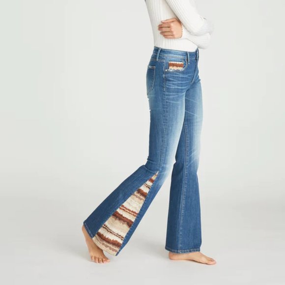 Driftwood Farrah Flare Jeans in Woodland 28 - Picture 1 of 16